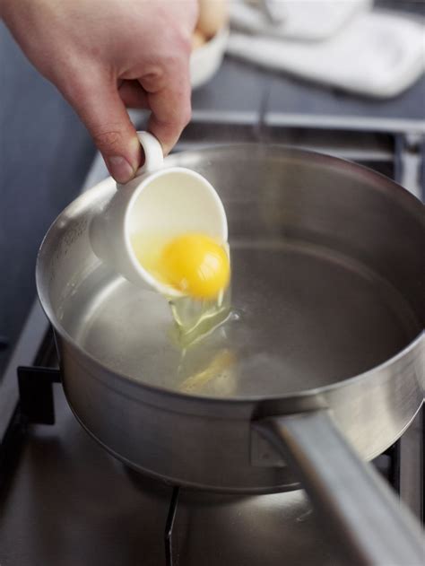 What are 10 ways to cook eggs?